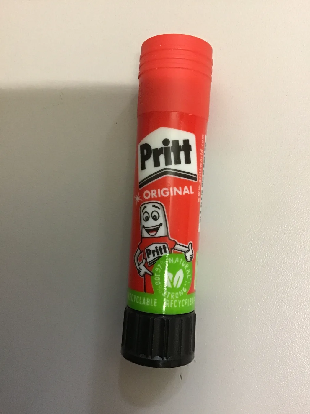 Klebestift Klein Pritt als Schulmaterial für Schule und Unterricht